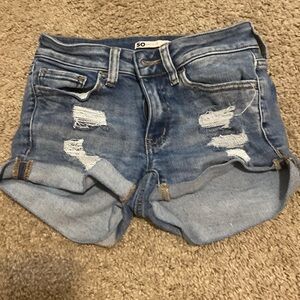 jean shorts if you like short shorts than this is for you